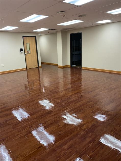 Wood Floor Cleaning | Hardwood Refinishing | Pittsburgh Carpet Cleaning