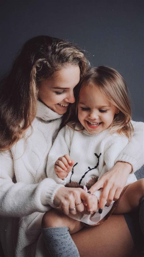 Download Mom Knitted Sweater Wallpaper | Wallpapers.com