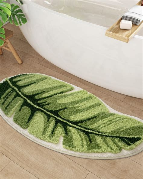 Amazon.com: LUMI Cute Bathroom Rugs with Green Leaf Plant, Soft, Fluffy ...