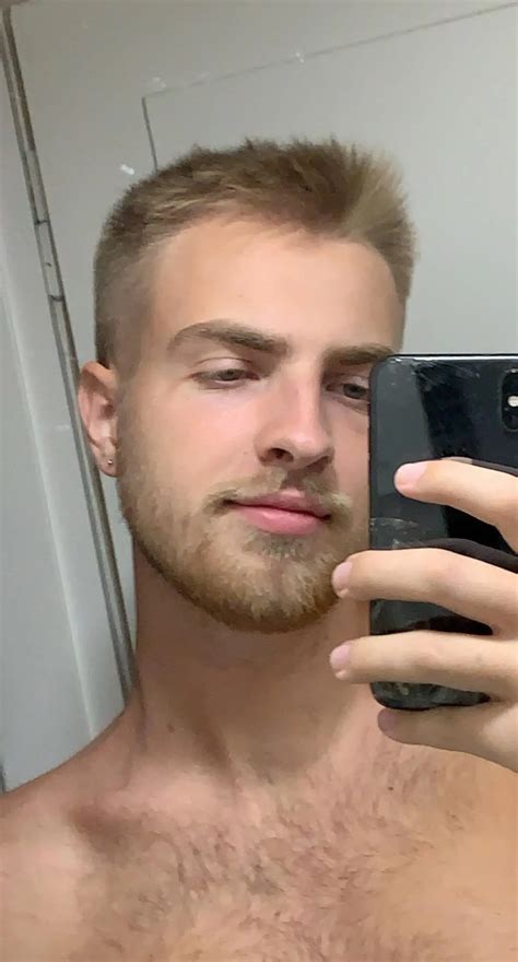 First time growing this much beard (also first time posting a pic on ...