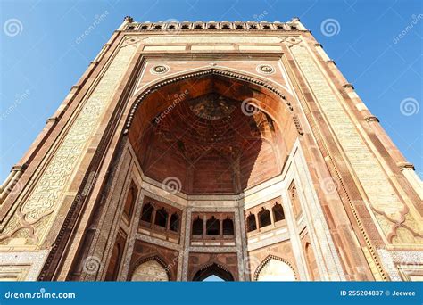 Buland Darwaza Gate is the Entrance To Jama Masjid Mosque in Fatehpur Sikri, Agra, Uttar Pradesh ...