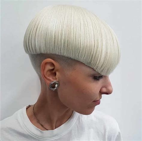Bowl Cut Hairstyle Women