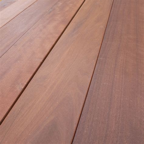 South Pacific Redwood 1x6 | Massaranduba - Hardwood Decking Supply