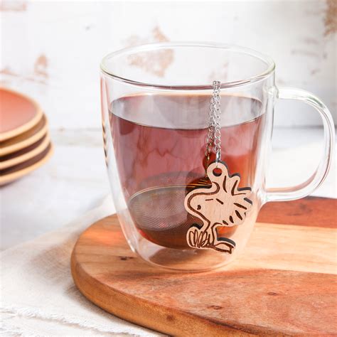 Woodstock Loose Leaf Tea Ball Infuser with Charm - Plum Deluxe Tea
