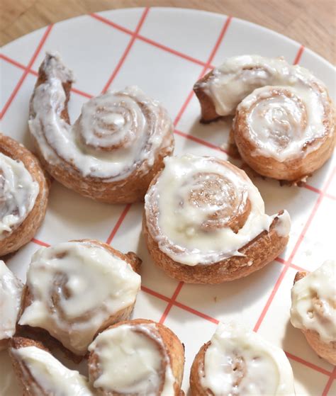 Air Fryer Cinnamon Rolls | Sweet Loren's