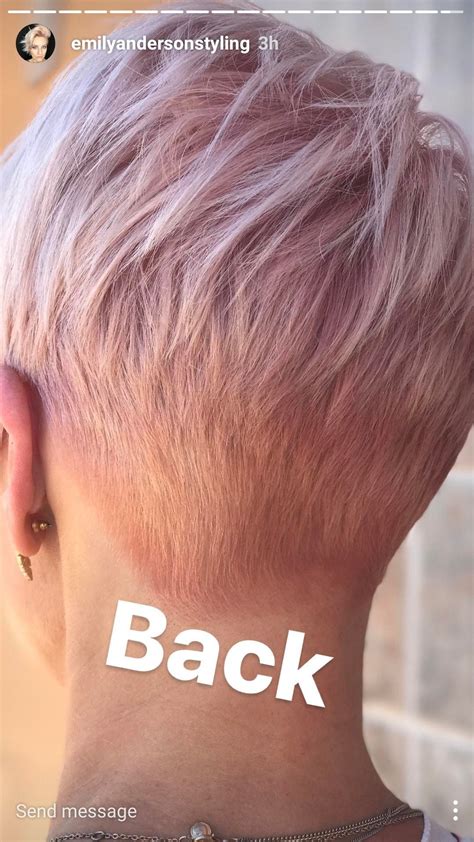 I can never find a back pictur | Funky short hair, Short hair styles pixie, Short pixie haircuts
