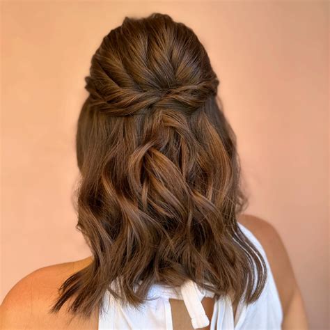 27 Gorgeous Half Up And Half Down Hairstyles | Fabbon