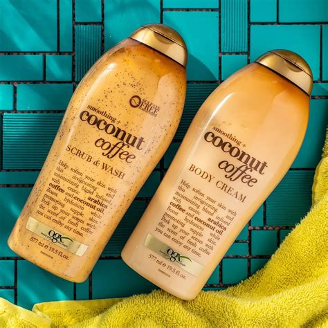 Sữa tắm tẩy da chết OGX Smoothing Coconut Coffee Scrub & Wash