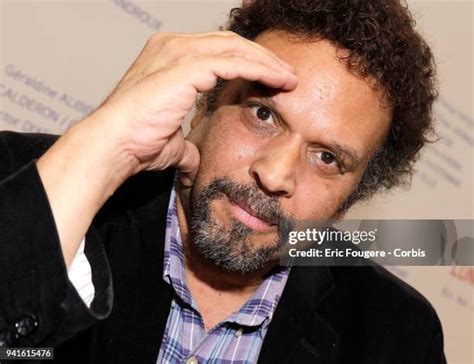 Neal Shusterman Photos and Premium High Res Pictures - Getty Images