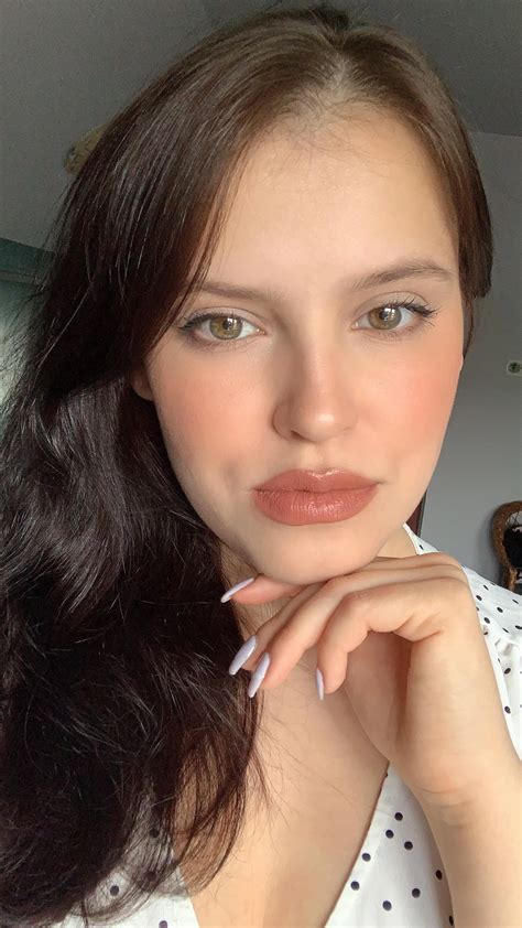 I was feeling myself when I took this selfie! 😊 | Scrolller