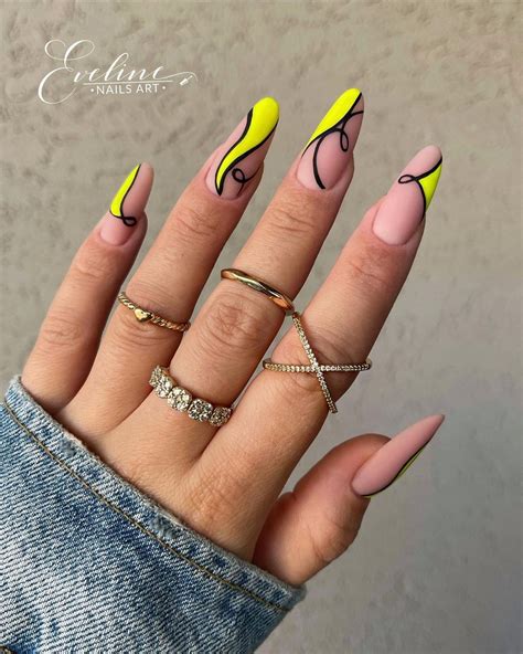50 Gorgeous Neon Nails Designed to Impress and Inspire - Hairstylery