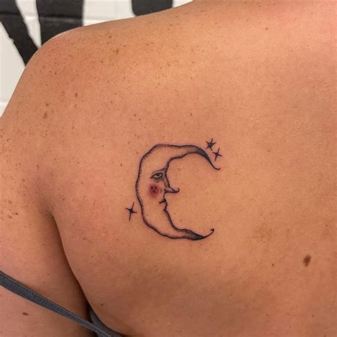 53 Captivating Moon Tattoos That Will Illuminate Your Body - Sacred Joanne