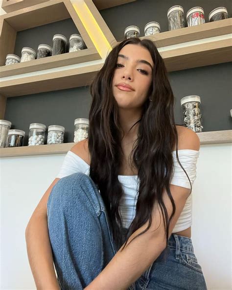 CHARLI D'AMELIO - Instagram Photos 09/19/2022 - HawtCelebs