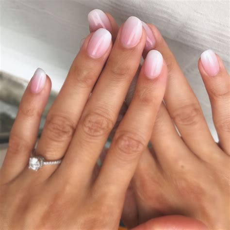 91 Natural Pink Ombre Nails | Nieyaspejals