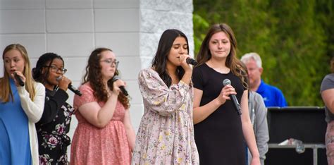 FINE ARTS - Winnebago Lutheran Academy