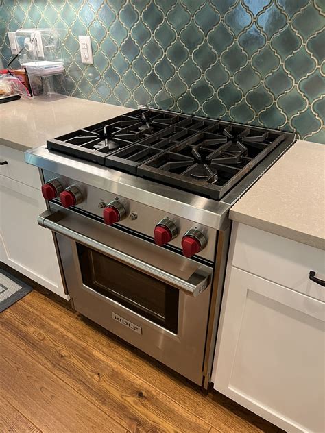 Wolf 30" Gas Range - GR304 for Sale in Ridgefield, WA - OfferUp
