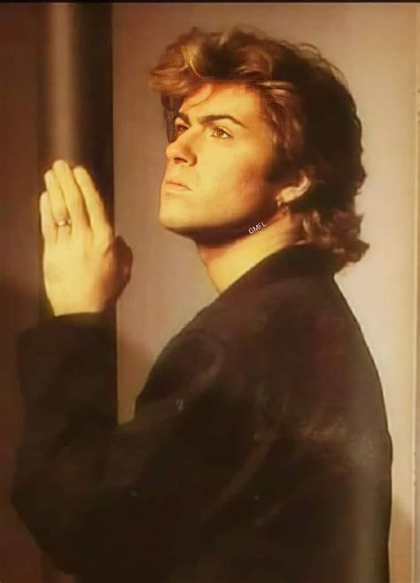 Pin di Gio Carbone su George Michael the legend