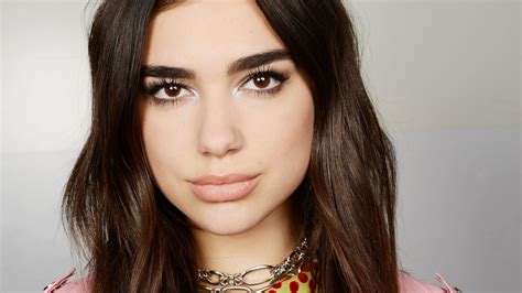 Dua Lipa Nationality, Ethnicity, Race, and Religion