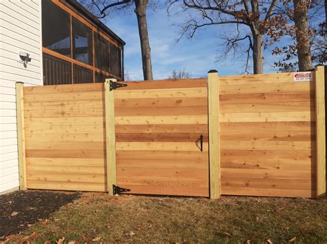 Fences – Horizontal - Fence & Deck Connection