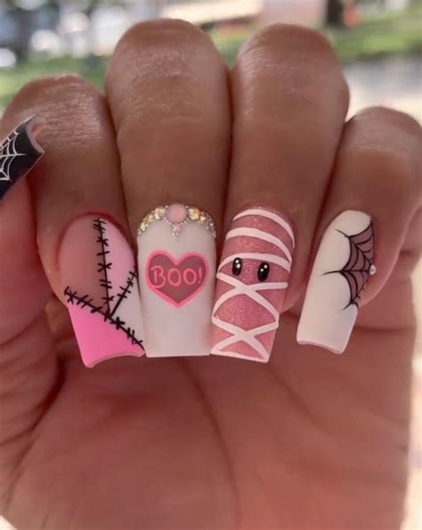Pin by Stefa Rodriguez on uñas | Halloween nails, Nail designs, Nail art