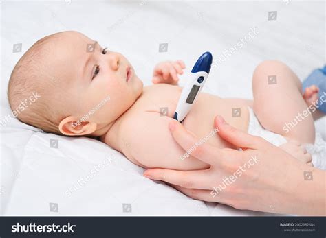10,646 Child Measuring Temperature Images, Stock Photos & Vectors ...