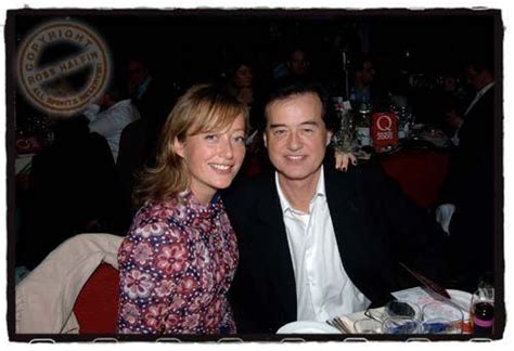 Scarlet Page (English Photographer) ~ Bio with [ Photos | Videos ]