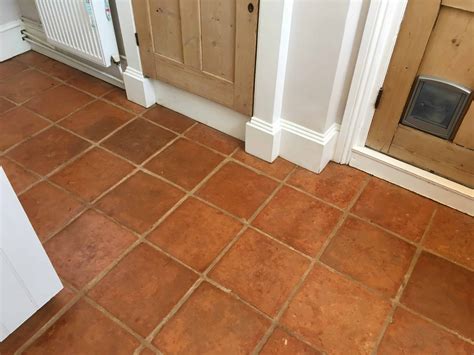 Terracotta Kitchen Floor Burnished with Remove and Go in Dormansland ...