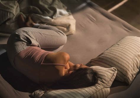 What Is BPD Splitting? Symptoms, Causes & Treatment