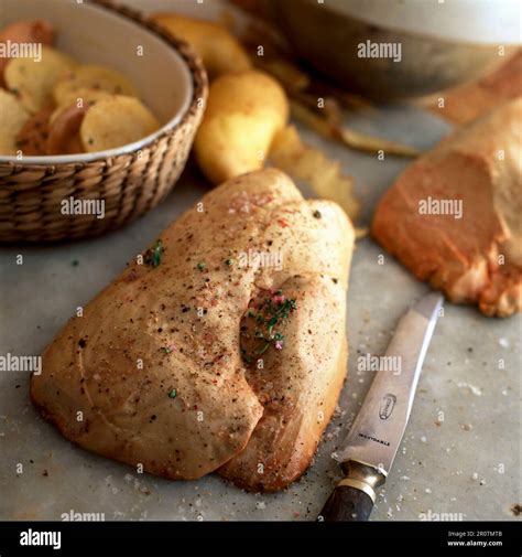 Raw duck foie gras Stock Photo - Alamy