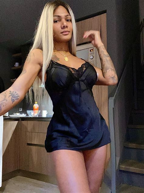 Black Trans on Onlyfans — Sexy and beautiful Model TS Krissttal Ruiz sexy...