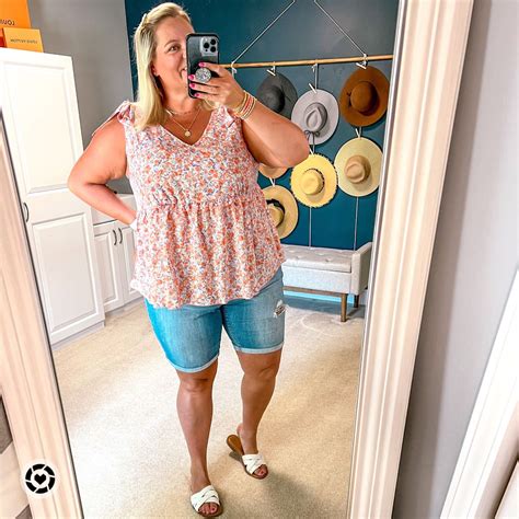 Plus size jean shorts | Plus size outfits, Plus size, Plus size shorts ...