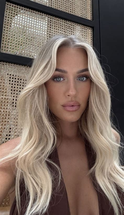 Blonde Bombshell Onlyfans