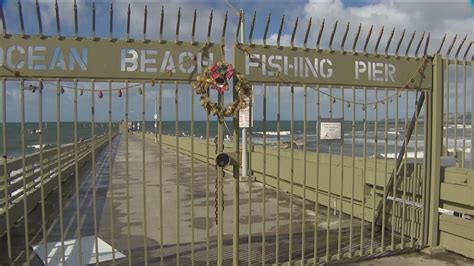 Ocean Beach pier pounded, damaged by huge waves | cbs8.com