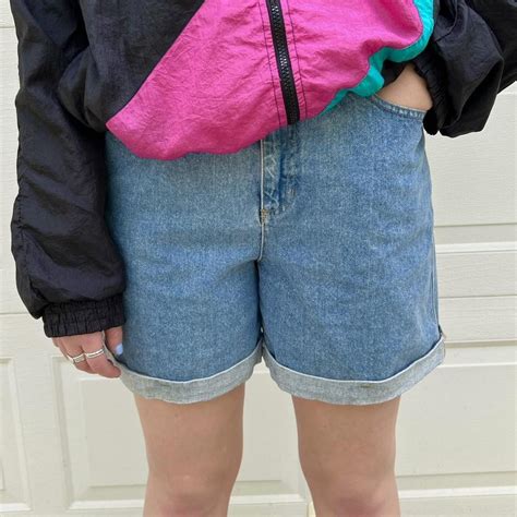 Liz wear denim shorts womens 12 $16 - Depop