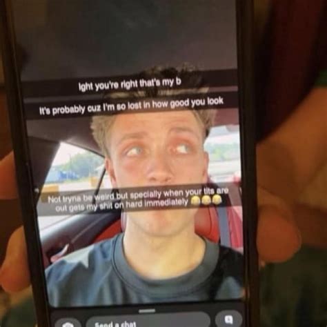Leaked image of a Snapchat pic Georgia QB Carson Beck sent to some girl ...