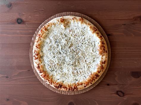 I Tasted All of Rao's Frozen Pizzas — This One Is the Best