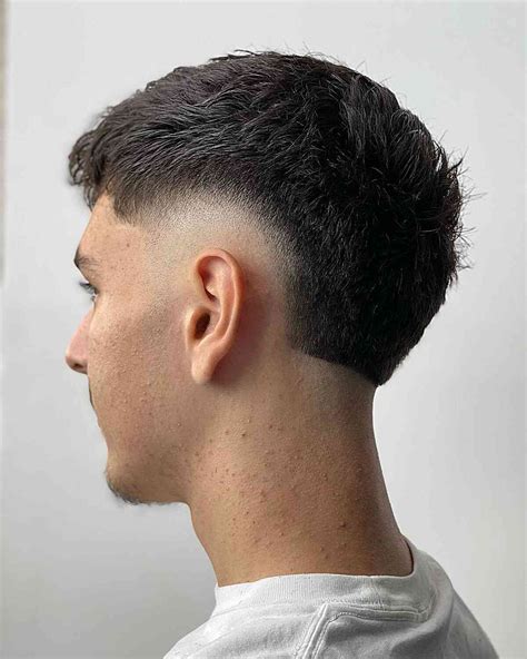 What is a Taper Fade? A Complete Guide - Low Taper Fade Haircuts: Sleek ...