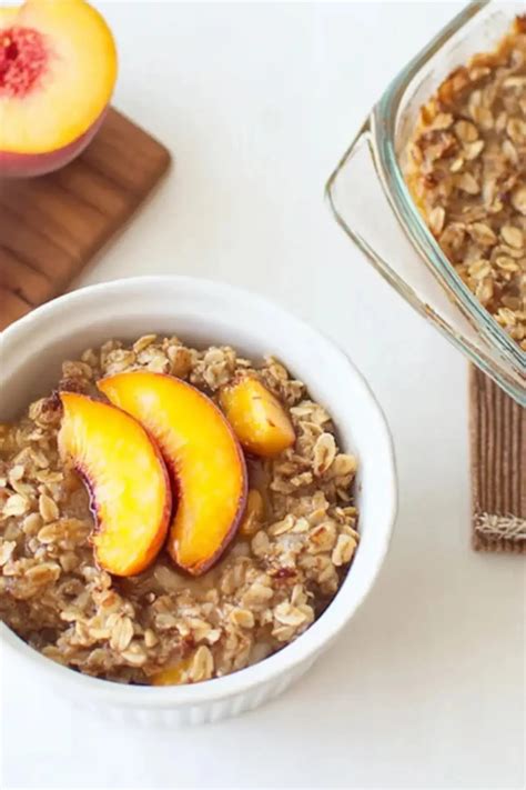 Peach Baked Oatmeal – Easy Recipe for a Healthy Breakfast - Sabores Recetas