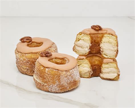 Cronut® Pastry 2PC Box - Dominique Ansel Las Vegas