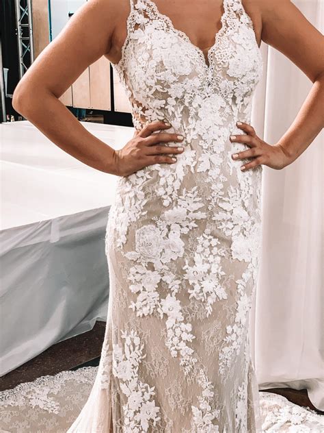 Stella York 6933 Used Wedding Dress Save 53% - Stillwhite