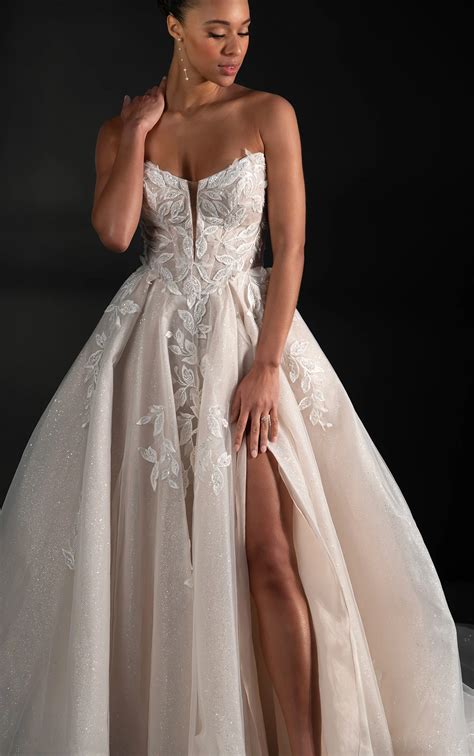 Strapless Lace A-Line Wedding Dress with 3D Florals | Style 1825