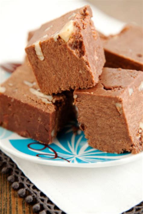 Quick & Easy Paula Deen Velveeta Cheese Fudge Recipe - Worth Pinning