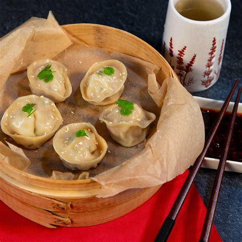 Chinese Steamed Dumplings Juicy Pork & Chive Pan Fried Dumplings