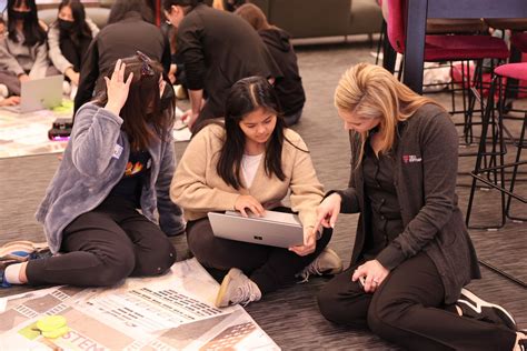 T-Mobile Tech Experience Center Field Trip with Risdon Middle School ...