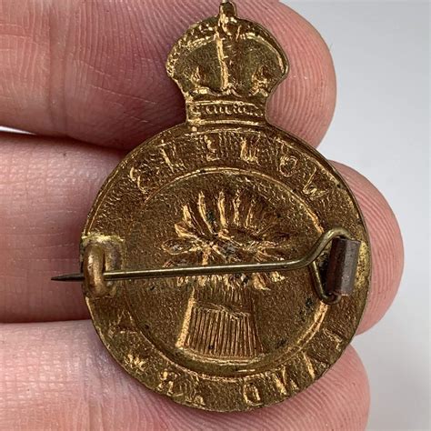 WW2 Womens Land Army WLA (Women's) Lapel Badge - British Military Badges