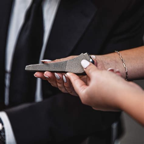 Medical Device Industry Trends to Look Forward To in 2025 - Medical Sales College