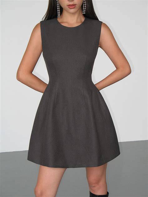 Solid Crew Neck Sleeveless Mini Dress | COMMENSE
