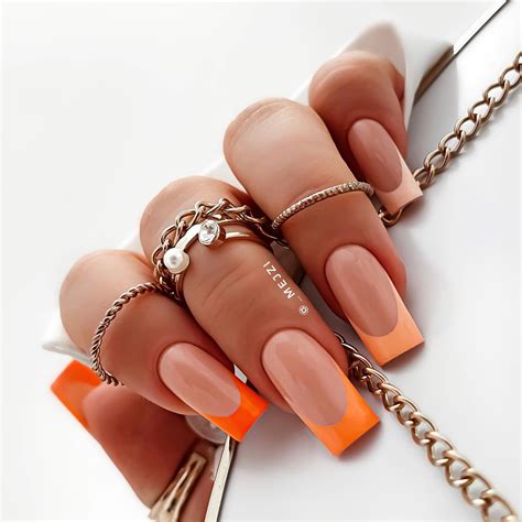 34 Orange Nails to Unleash Your Creativity and Glam