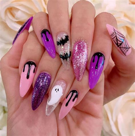 30+ Glam Halloween Nails For The Chic Girl - The Glossychic | Nail art ...
