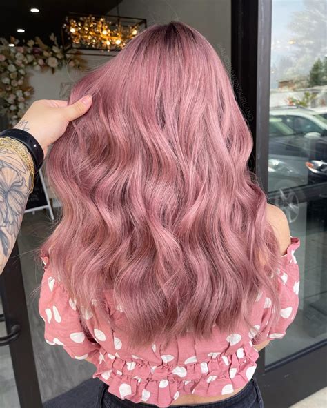 31 Trendy Dusty Pink Hair Ideas to Refresh Your Look in 2024 - divagaze.com